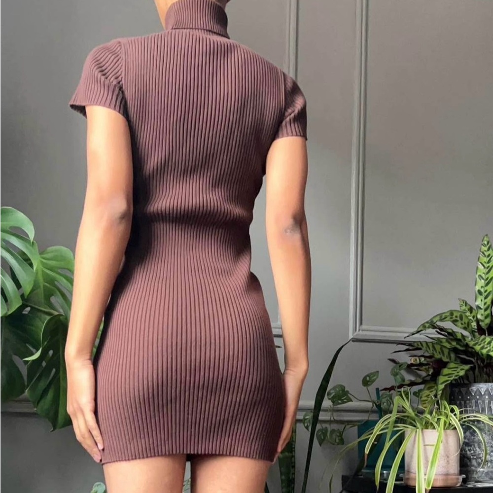 90s Babydoll Brown Ribbed Turtleneck Dress